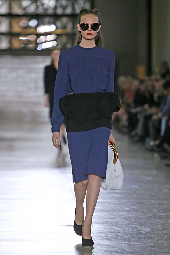 Ready_to_Wear_Fall_Winter_2011_12_Miu_Miu_Paris_March_2011