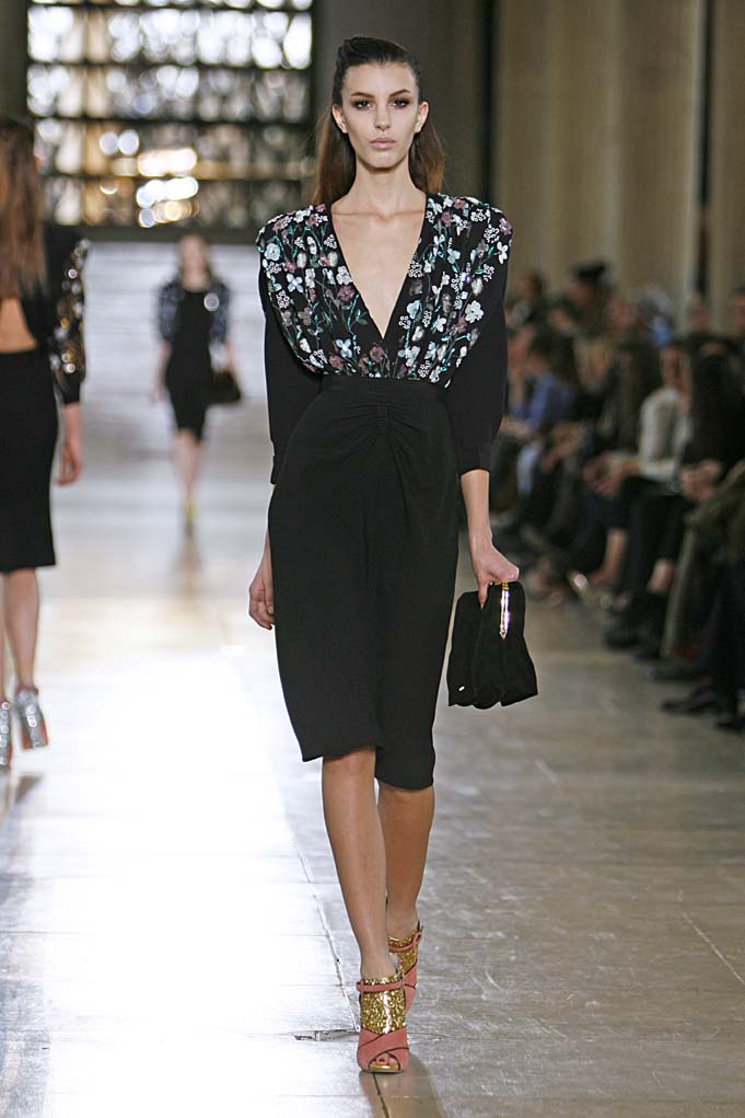 Ready_to_Wear_Fall_Winter_2011_12_Miu_Miu_Paris_March_2011