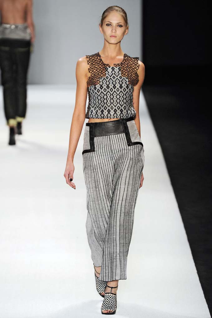 Ready_to_Wear_Spring_Summer_2012_Priscilla_Darolt_Sao_Paulo_Fashion_Week